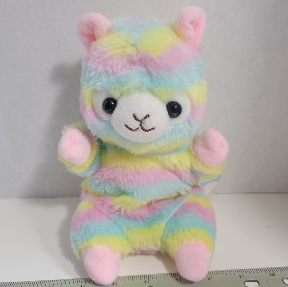 NWT Alpaca hand puppet